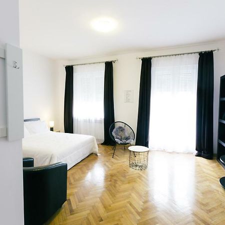 Street View Apartments Sibiu Extérieur photo